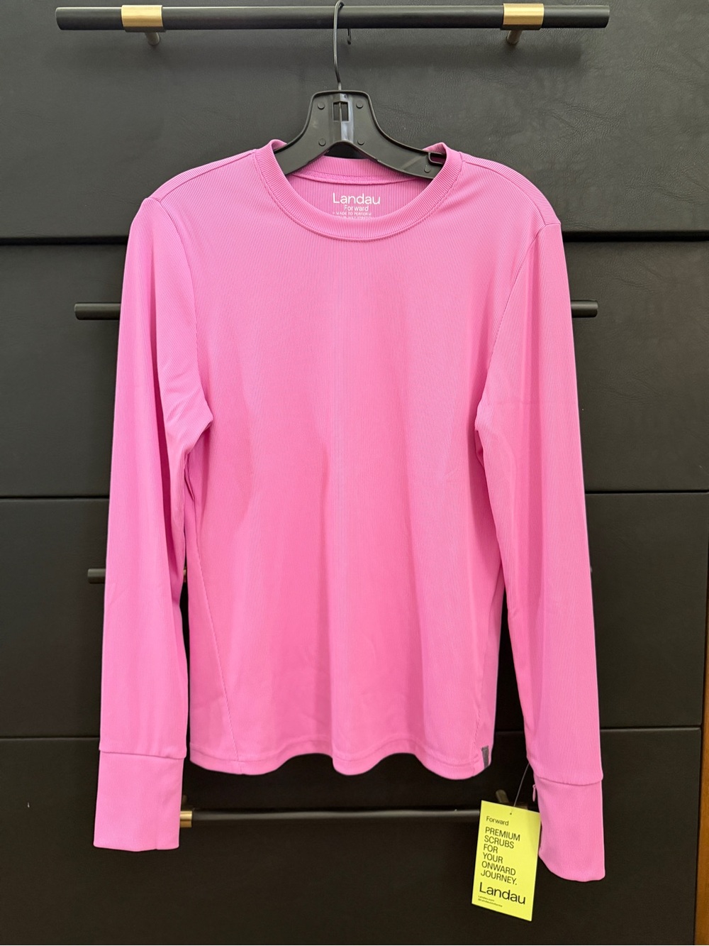 K
Landau ribbed scrub long sleeve top